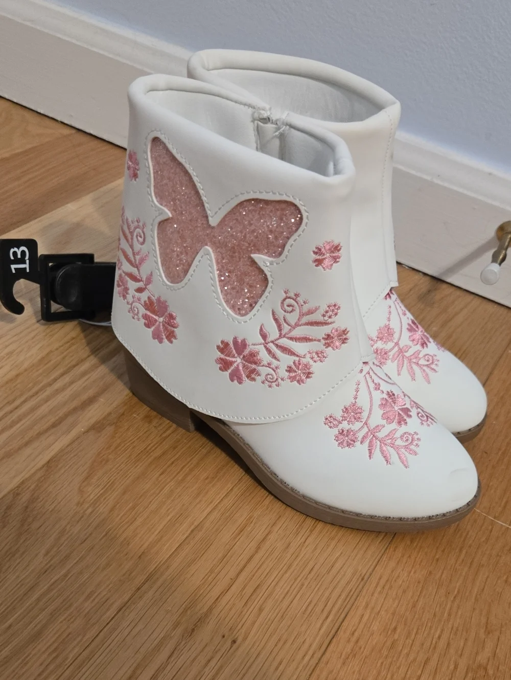Little Girls White Cowbpy Boots with Pink Glitter Butterfly Embroidery Sz 13